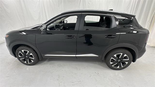 new 2025 Nissan Kicks car, priced at $28,860
