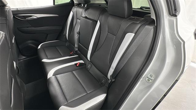 used 2024 Buick Envision car, priced at $30,979