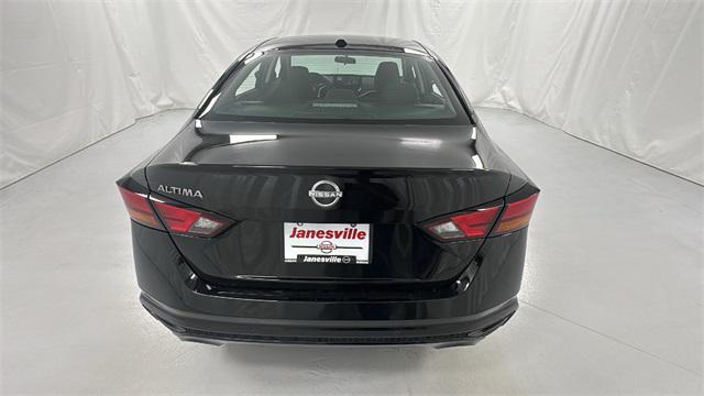 new 2025 Nissan Altima car, priced at $28,497