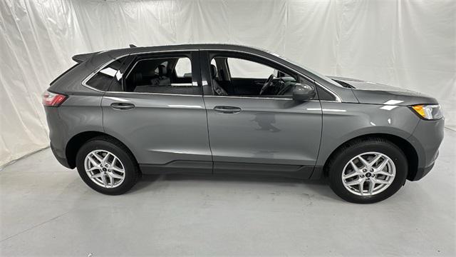 used 2024 Ford Edge car, priced at $26,714