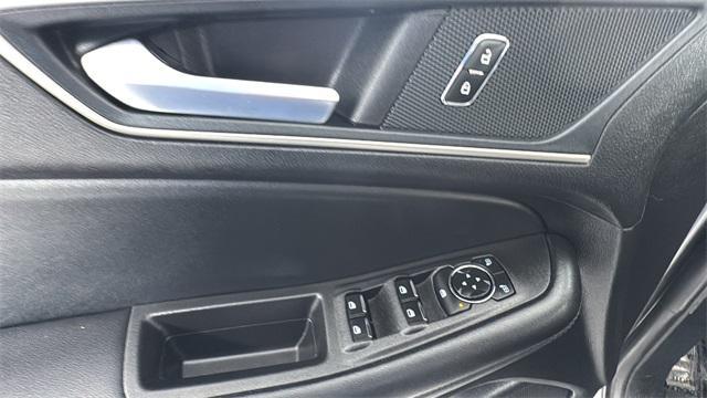 used 2024 Ford Edge car, priced at $26,714