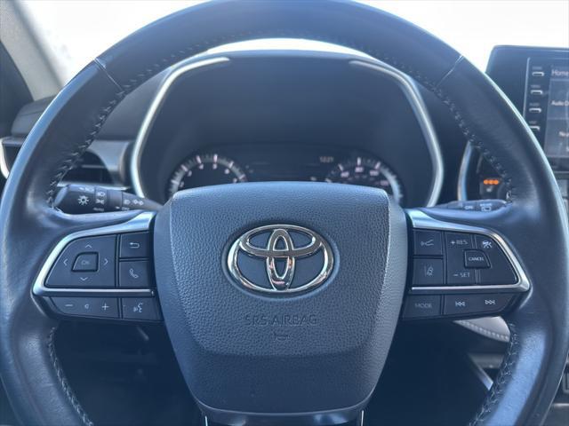 used 2021 Toyota Highlander car, priced at $34,460