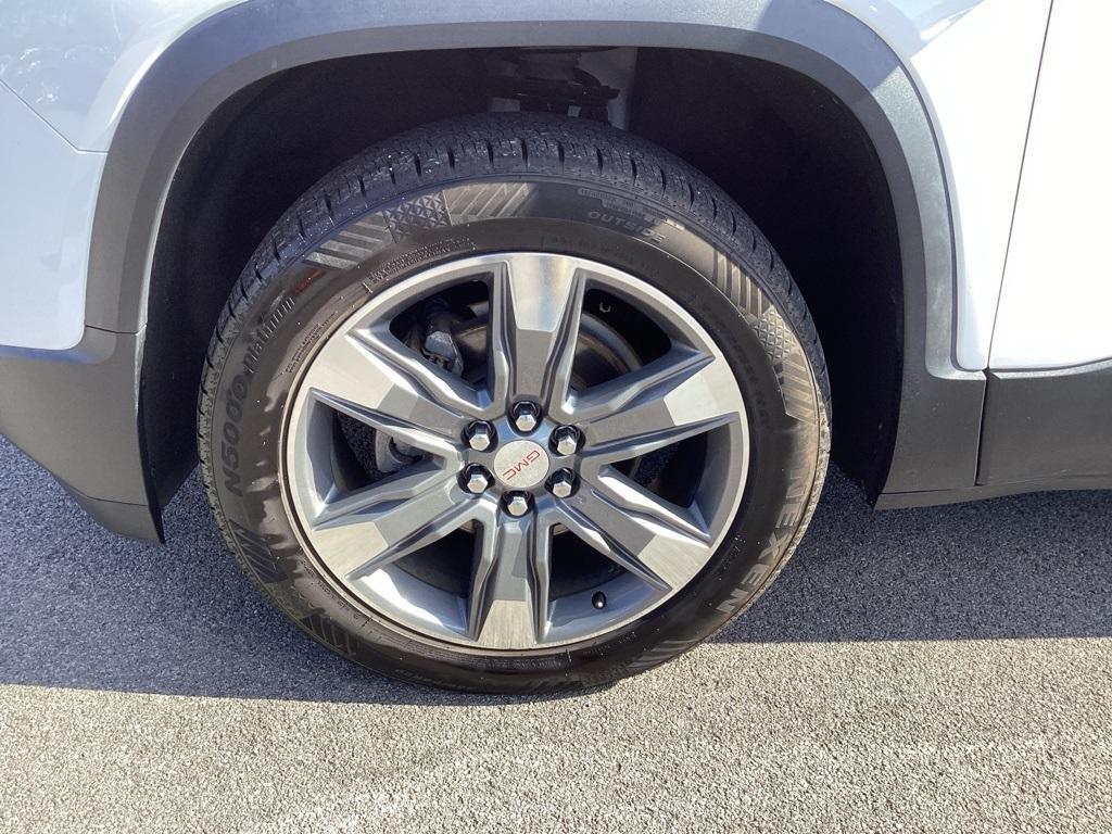 used 2018 GMC Acadia car, priced at $21,560