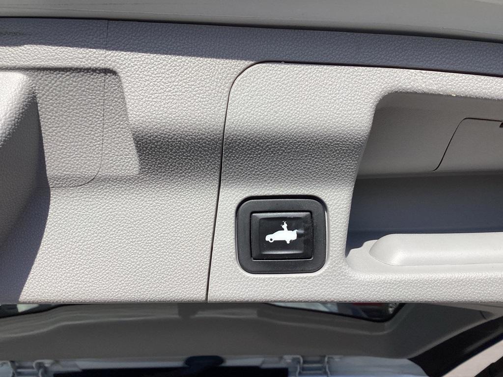 used 2018 GMC Acadia car, priced at $21,560