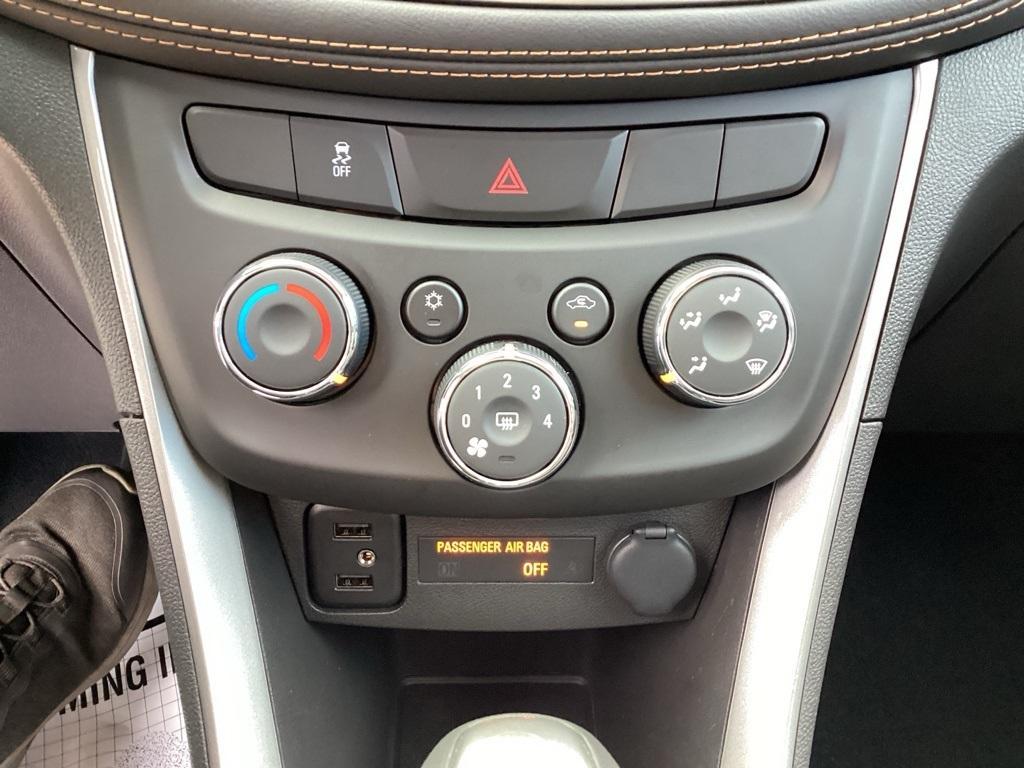 used 2022 Chevrolet Trax car, priced at $19,915