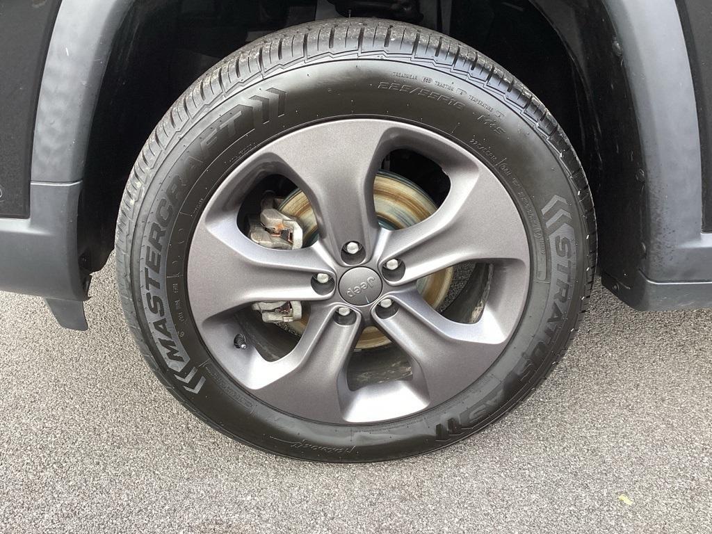 used 2022 Jeep Compass car, priced at $21,934
