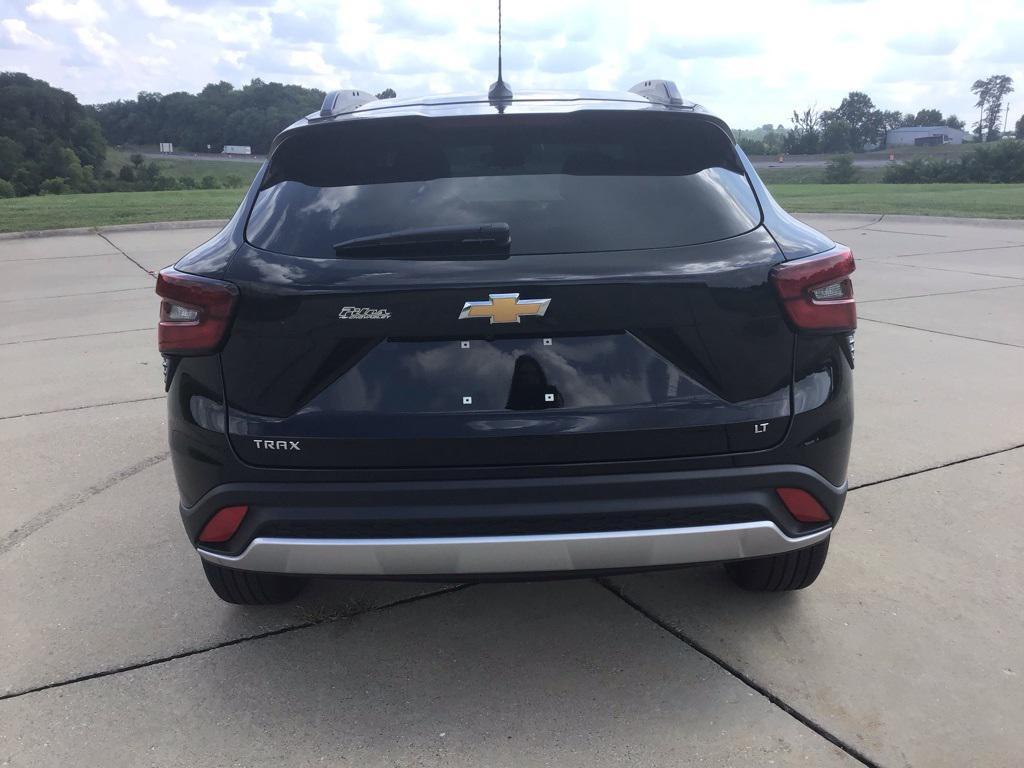 new 2025 Chevrolet Trax car, priced at $22,486