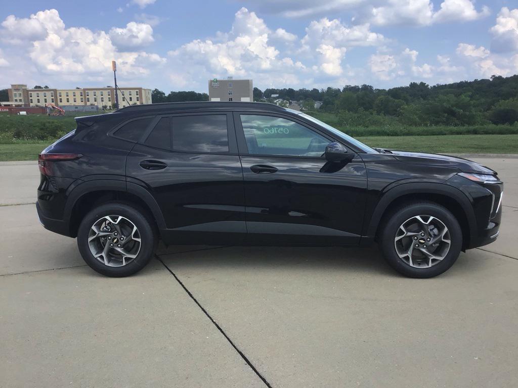 new 2025 Chevrolet Trax car, priced at $22,486