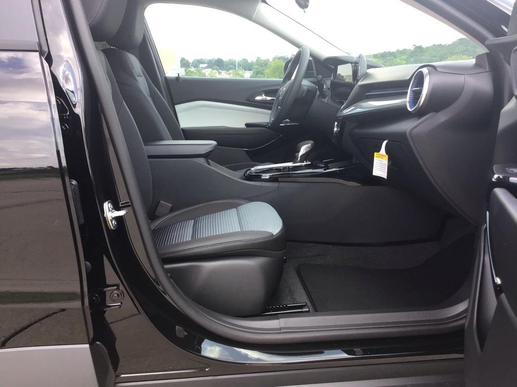 new 2025 Chevrolet Trax car, priced at $22,486