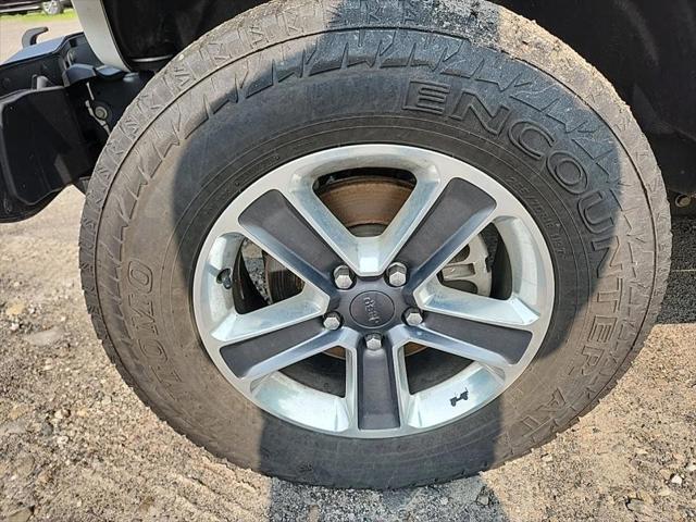 used 2021 Jeep Wrangler Unlimited car, priced at $31,373