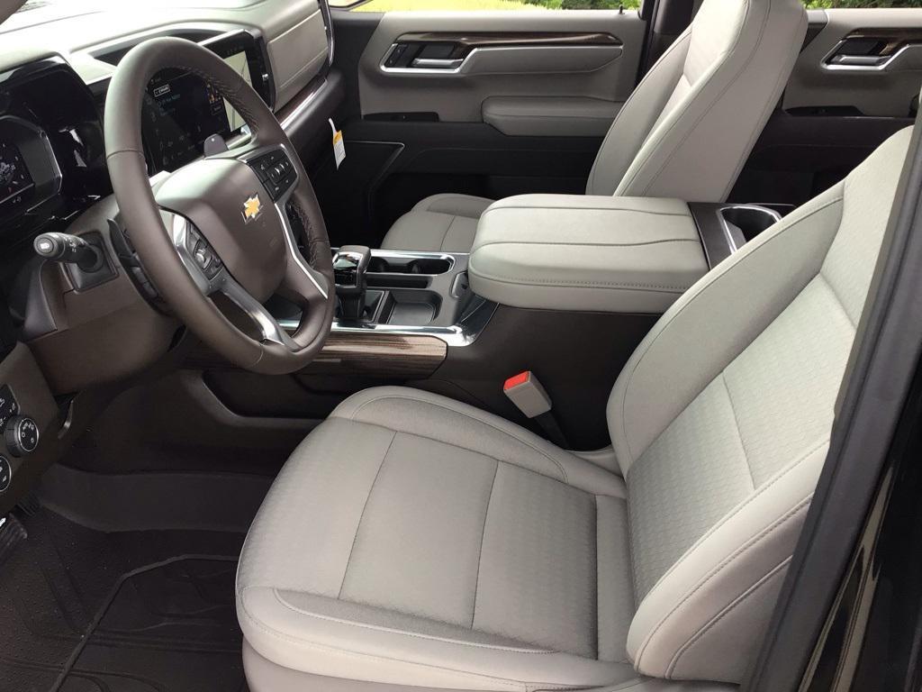 new 2025 Chevrolet Silverado 1500 car, priced at $51,597