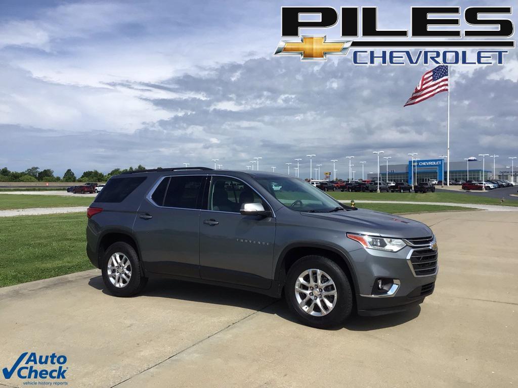 used 2021 Chevrolet Traverse car, priced at $23,506