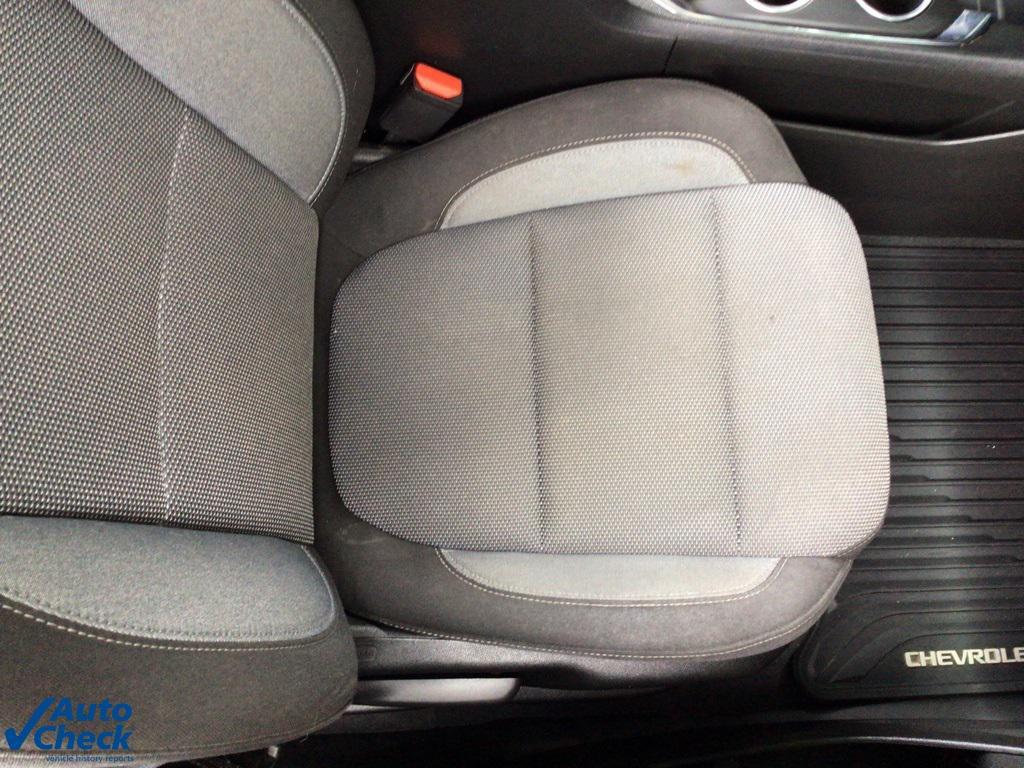 used 2021 Chevrolet Traverse car, priced at $23,506