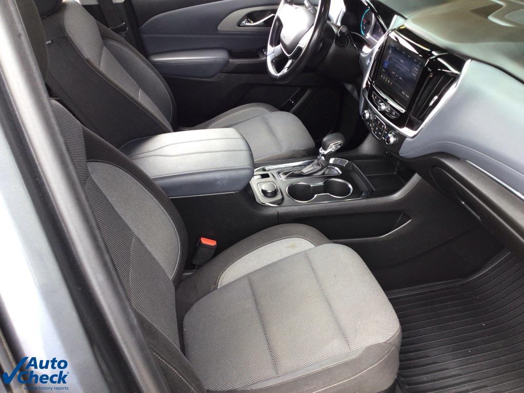 used 2021 Chevrolet Traverse car, priced at $23,506