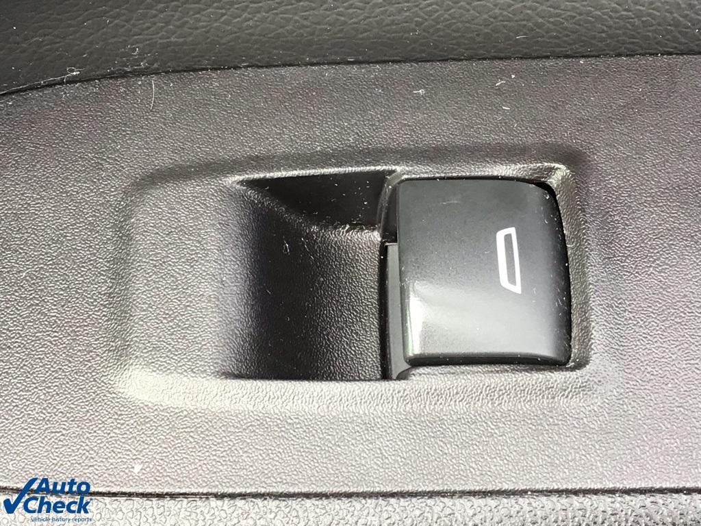 used 2022 Chevrolet Equinox car, priced at $19,510