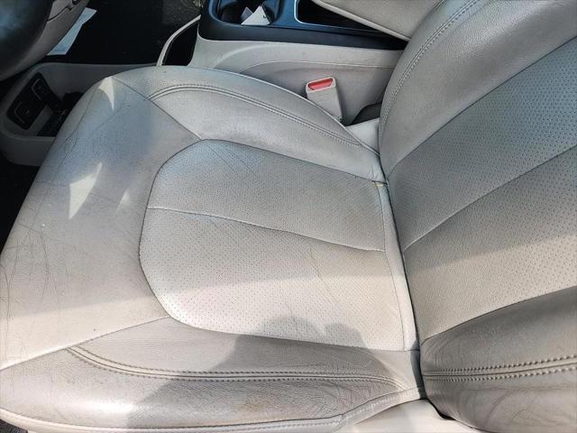 used 2021 Chrysler Pacifica car, priced at $21,668
