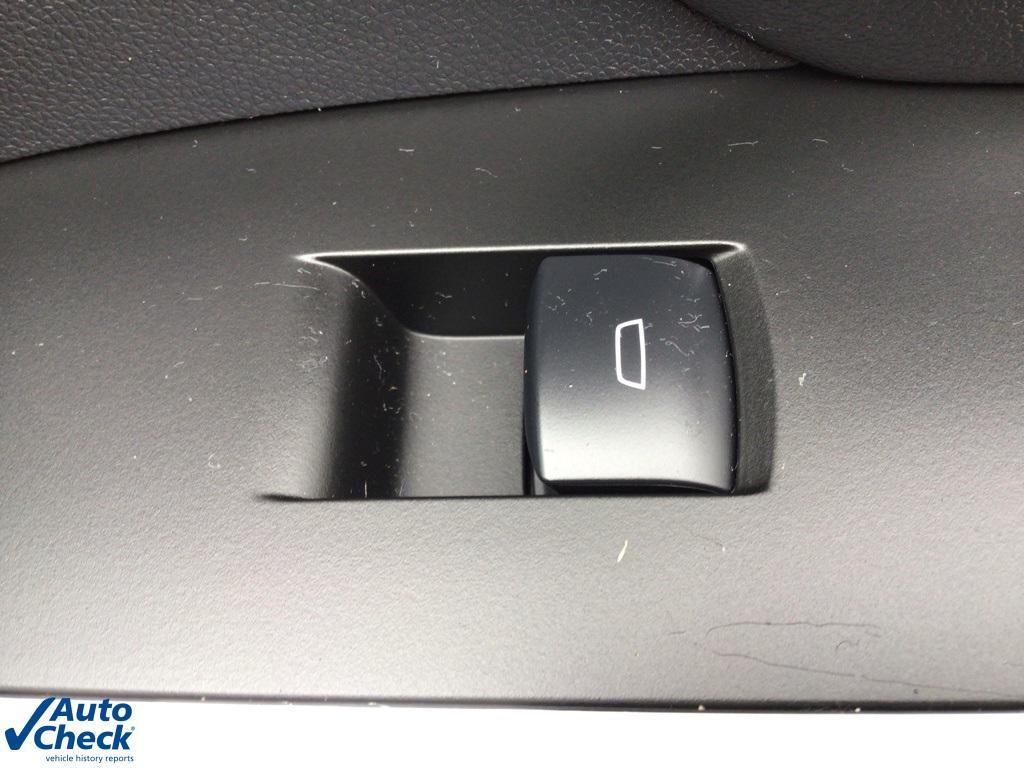 used 2024 Chevrolet Traverse car, priced at $35,487