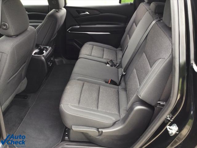 used 2024 Chevrolet Traverse car, priced at $38,505