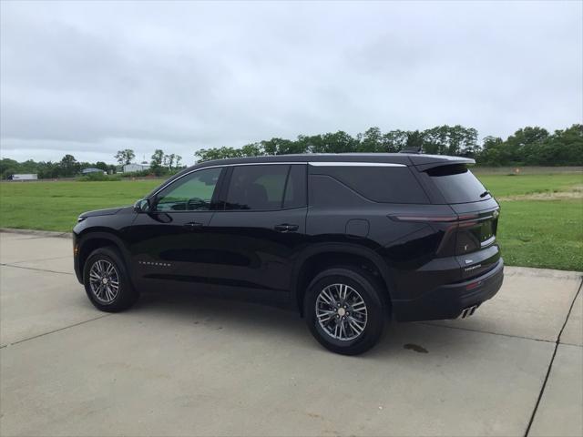 used 2024 Chevrolet Traverse car, priced at $38,505