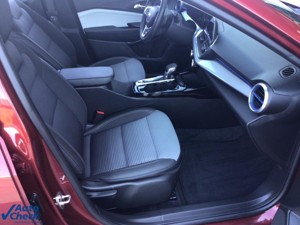 used 2024 Chevrolet Trax car, priced at $22,424
