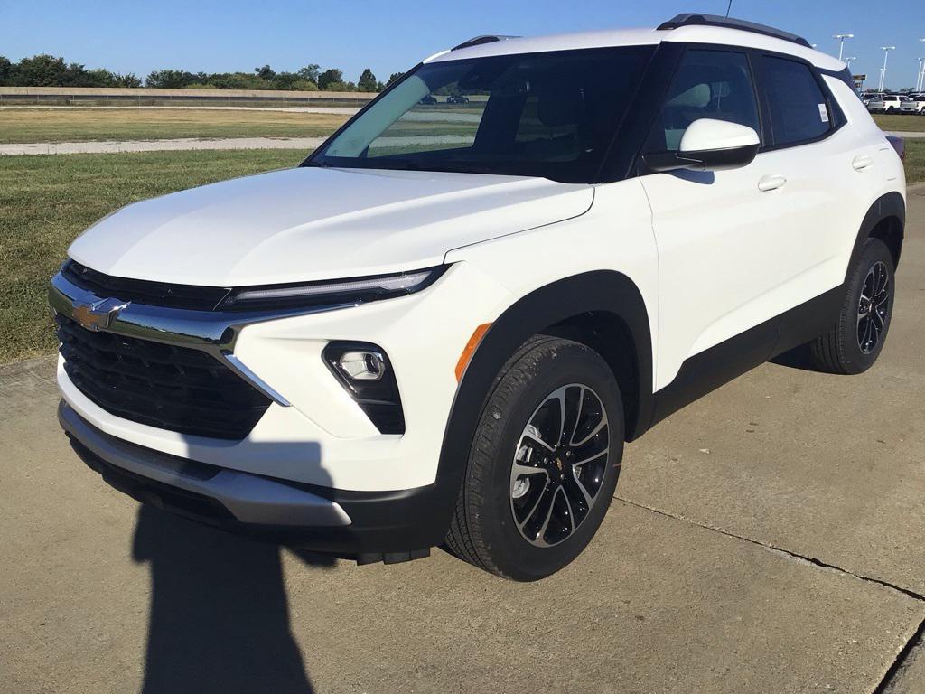 new 2026 Chevrolet TrailBlazer car, priced at $29,698