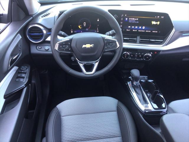 new 2025 Chevrolet Trax car, priced at $25,496