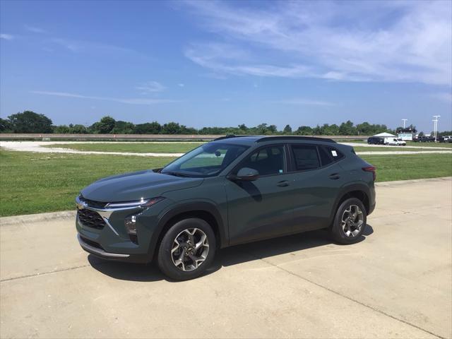 new 2025 Chevrolet Trax car, priced at $25,496