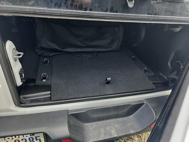 used 2022 Jeep Wrangler Unlimited car, priced at $36,032