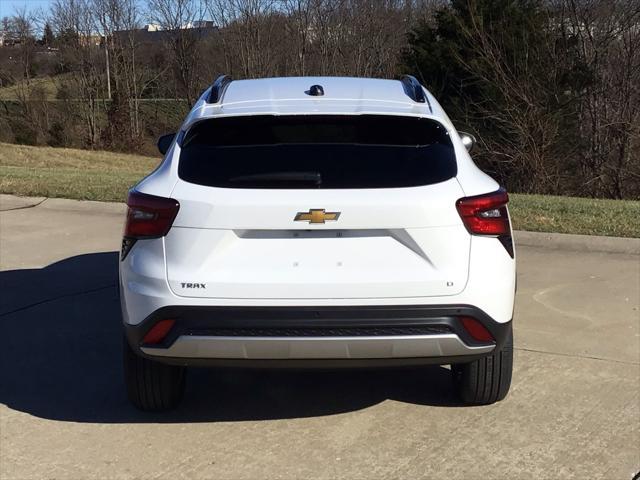 new 2025 Chevrolet Trax car, priced at $24,897