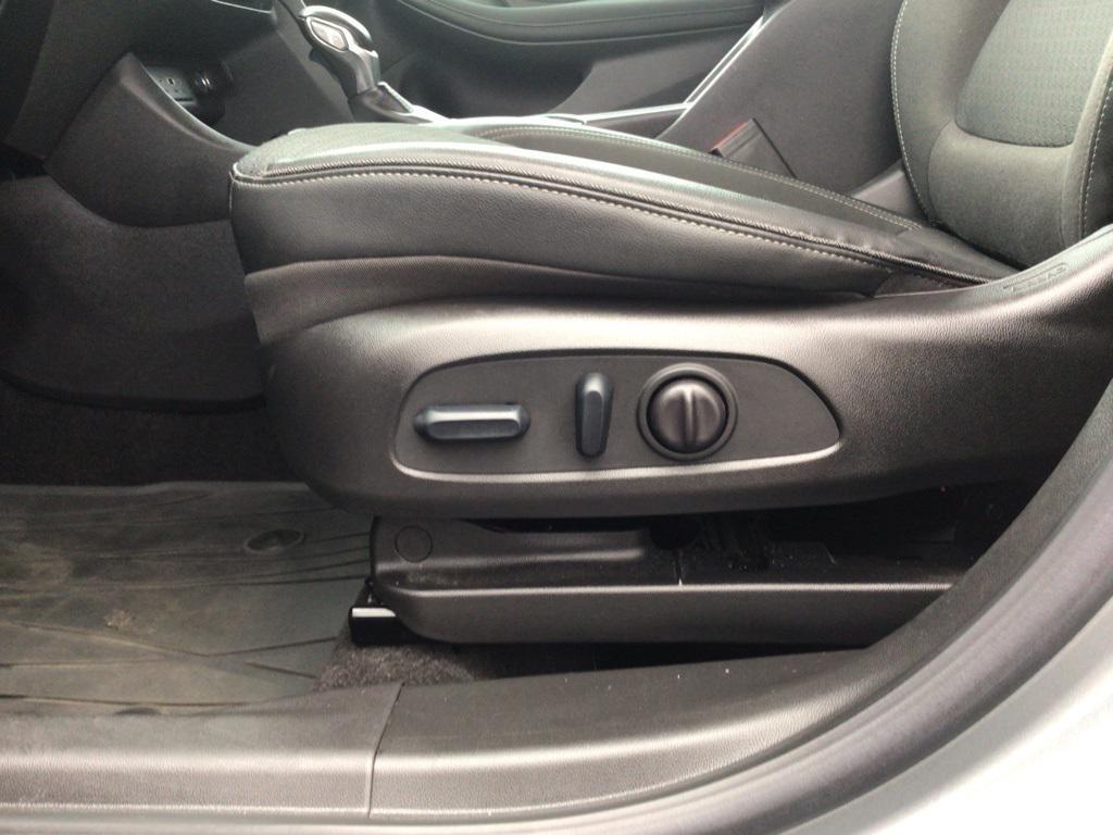 used 2023 Buick Encore GX car, priced at $22,184