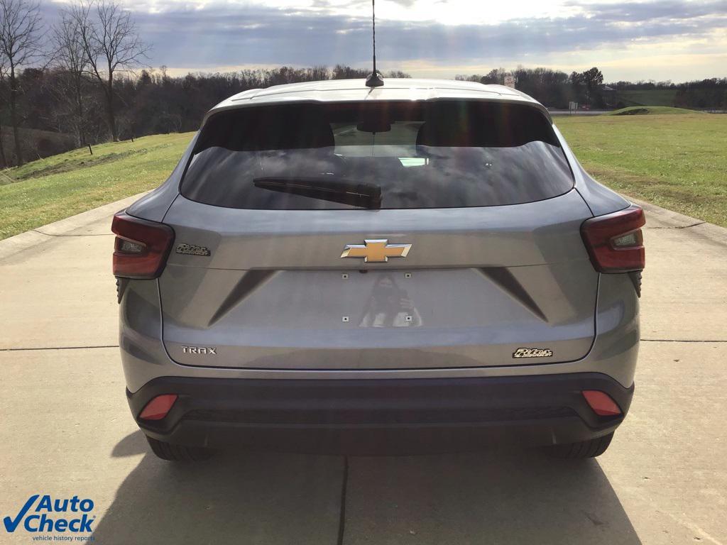 used 2024 Chevrolet Trax car, priced at $18,662