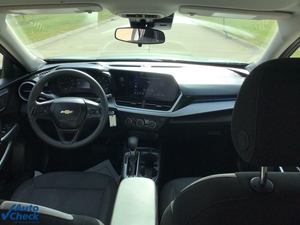 used 2024 Chevrolet Trax car, priced at $18,662