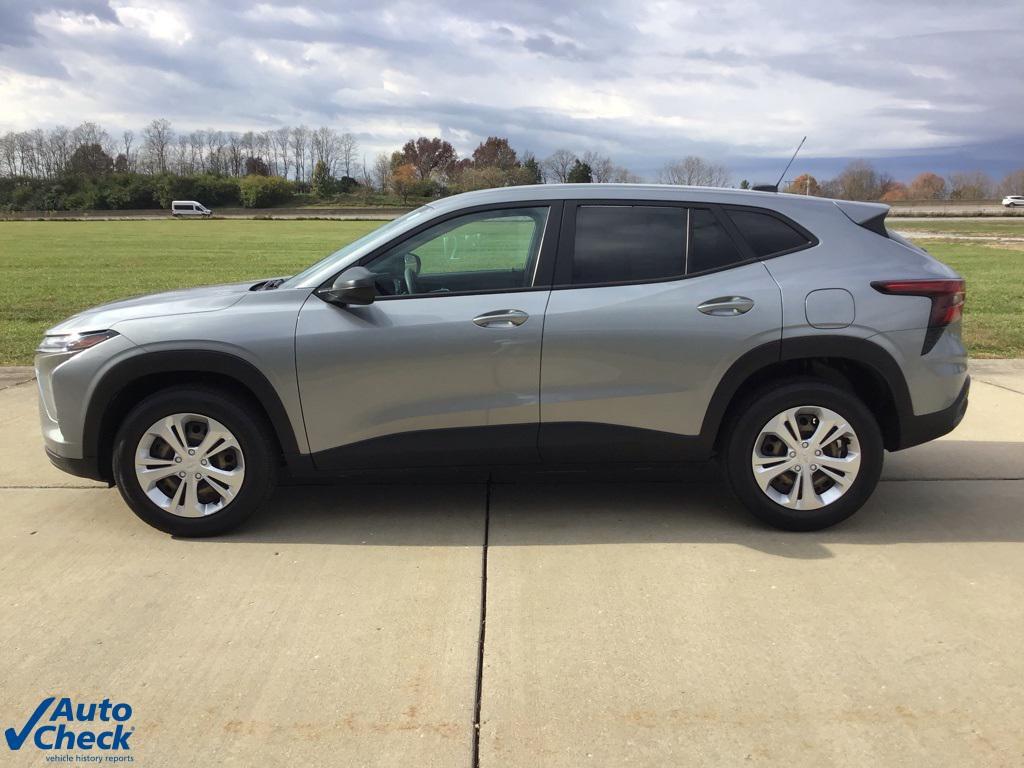 used 2024 Chevrolet Trax car, priced at $18,662