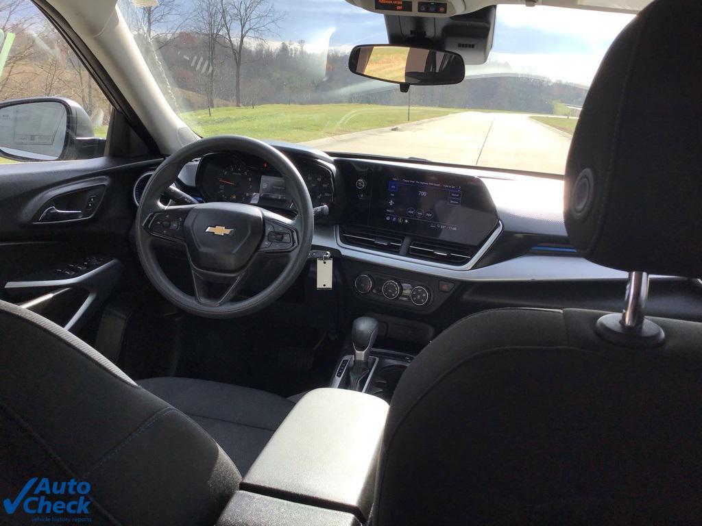 used 2024 Chevrolet Trax car, priced at $18,662