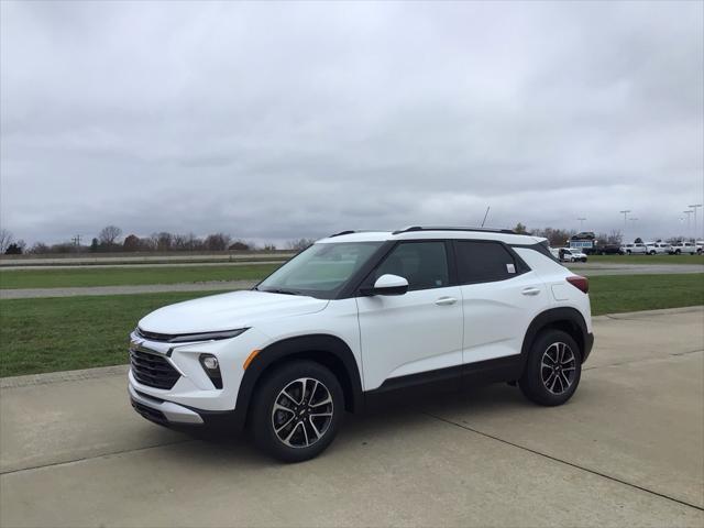 new 2025 Chevrolet TrailBlazer car, priced at $28,459