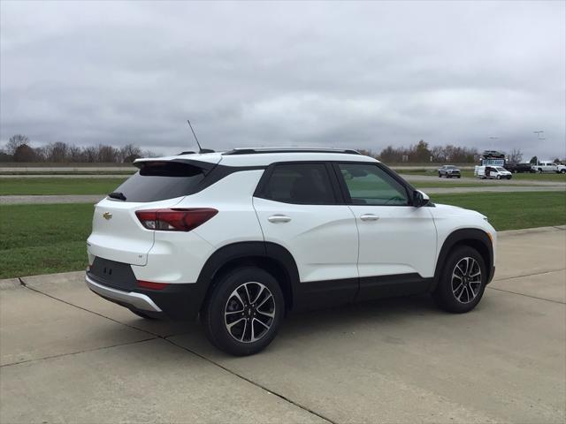 new 2025 Chevrolet TrailBlazer car, priced at $28,459