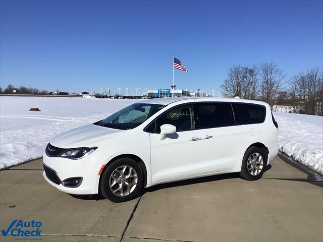 used 2020 Chrysler Pacifica car, priced at $18,586