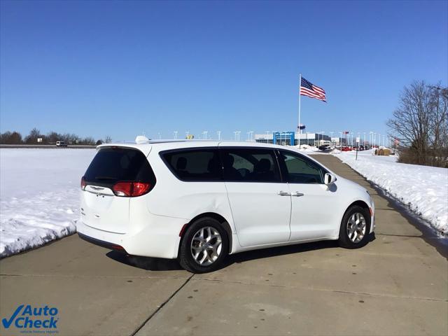 used 2020 Chrysler Pacifica car, priced at $18,586