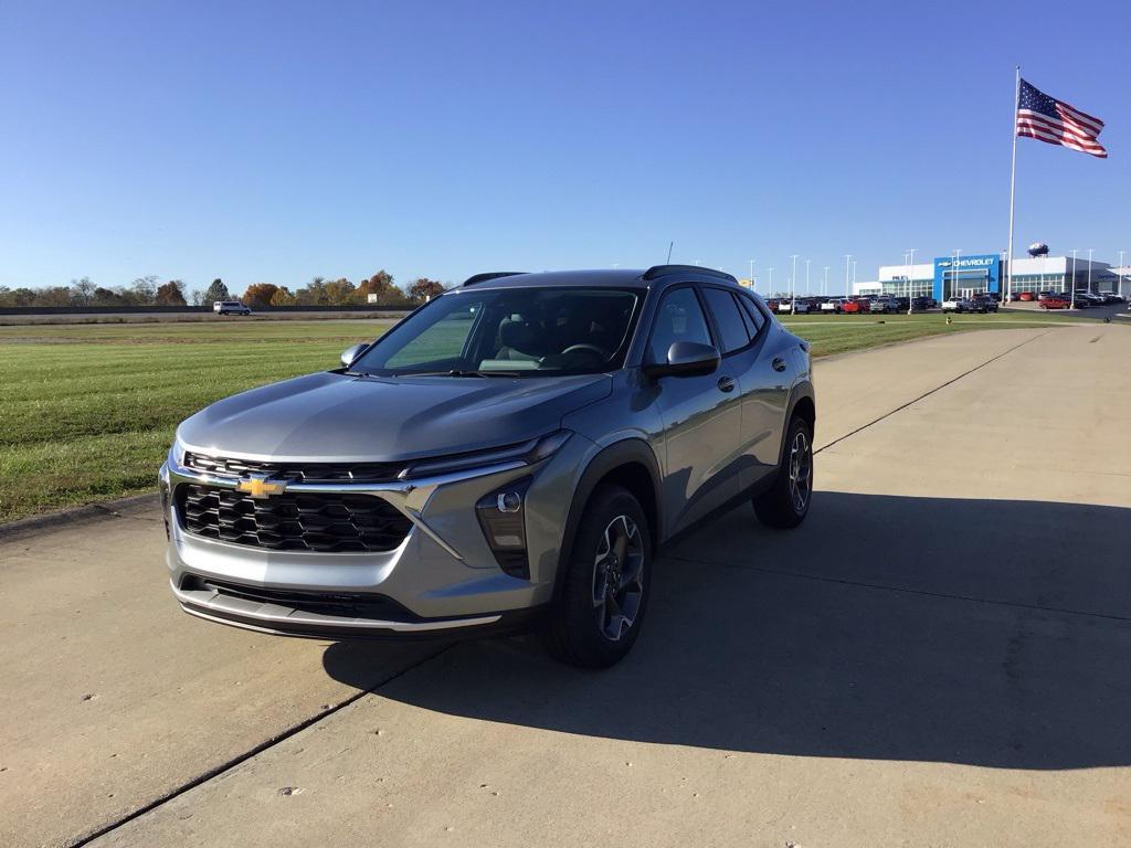new 2026 Chevrolet Trax car, priced at $25,110