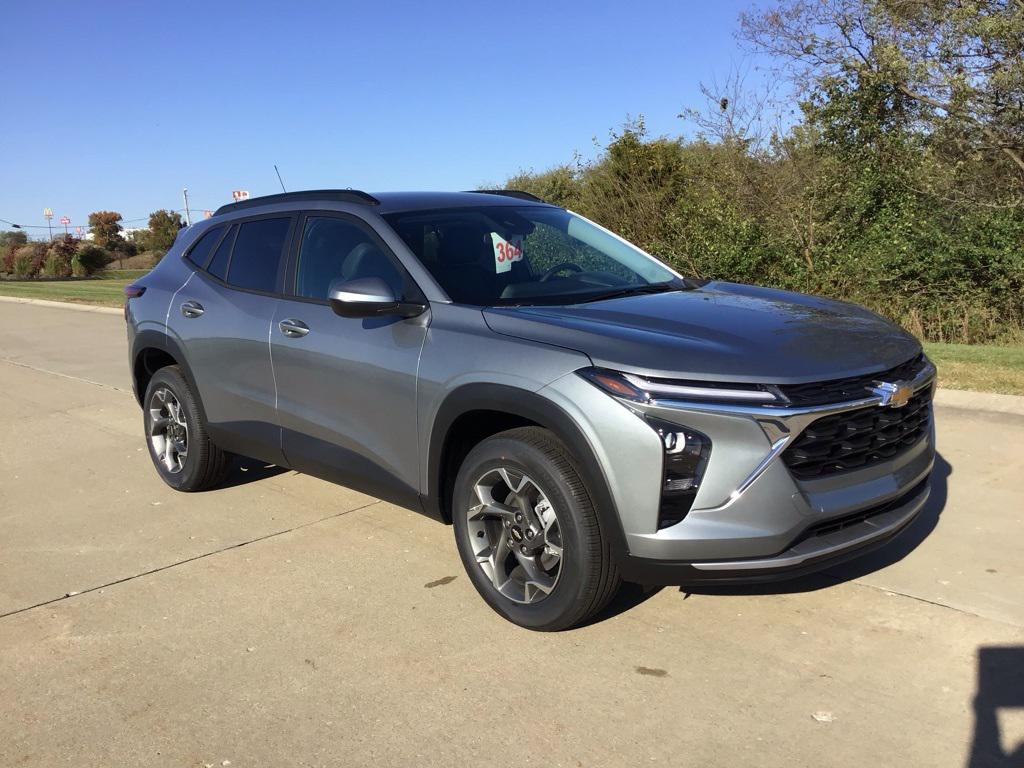new 2026 Chevrolet Trax car, priced at $25,110