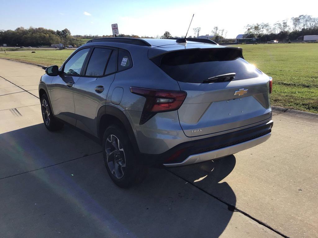new 2026 Chevrolet Trax car, priced at $25,110