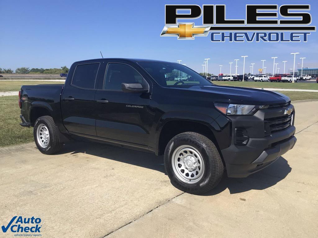 used 2024 Chevrolet Colorado car, priced at $32,776