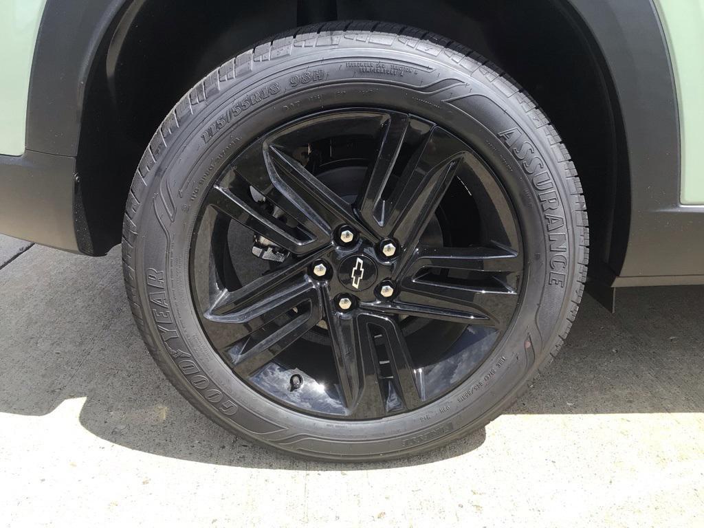 new 2025 Chevrolet Trax car, priced at $24,985