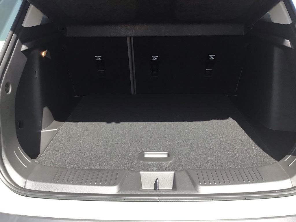 new 2025 Chevrolet Trax car, priced at $24,985