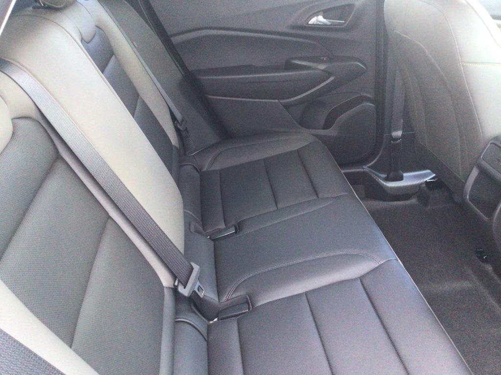 new 2025 Chevrolet Trax car, priced at $24,985