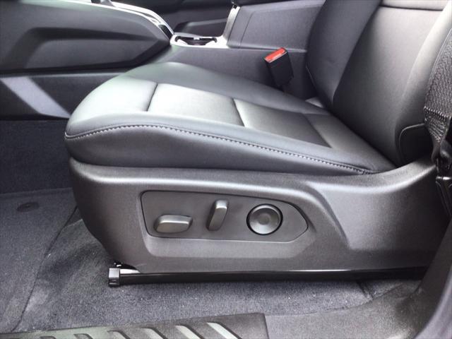 new 2025 Chevrolet Colorado car, priced at $41,878