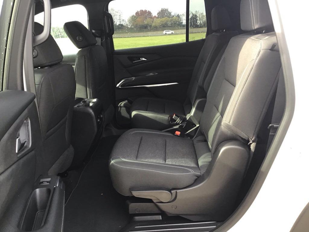 new 2026 Chevrolet Traverse car, priced at $40,055