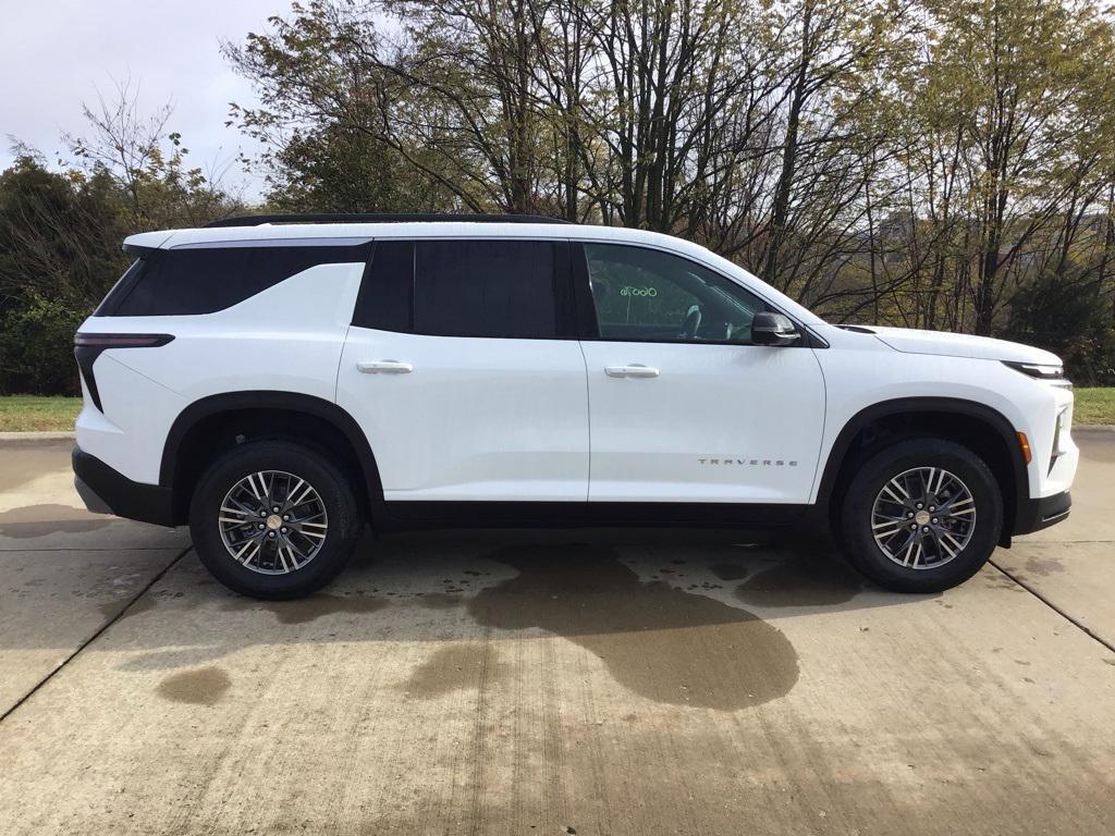 new 2026 Chevrolet Traverse car, priced at $40,055