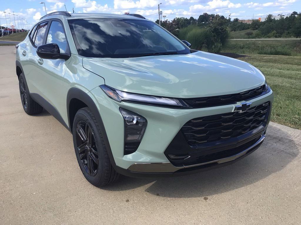 new 2025 Chevrolet Trax car, priced at $24,741