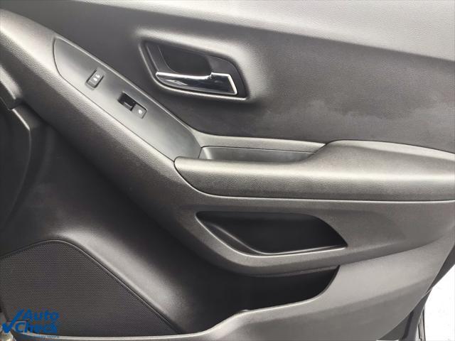 used 2020 Chevrolet Trax car, priced at $14,532
